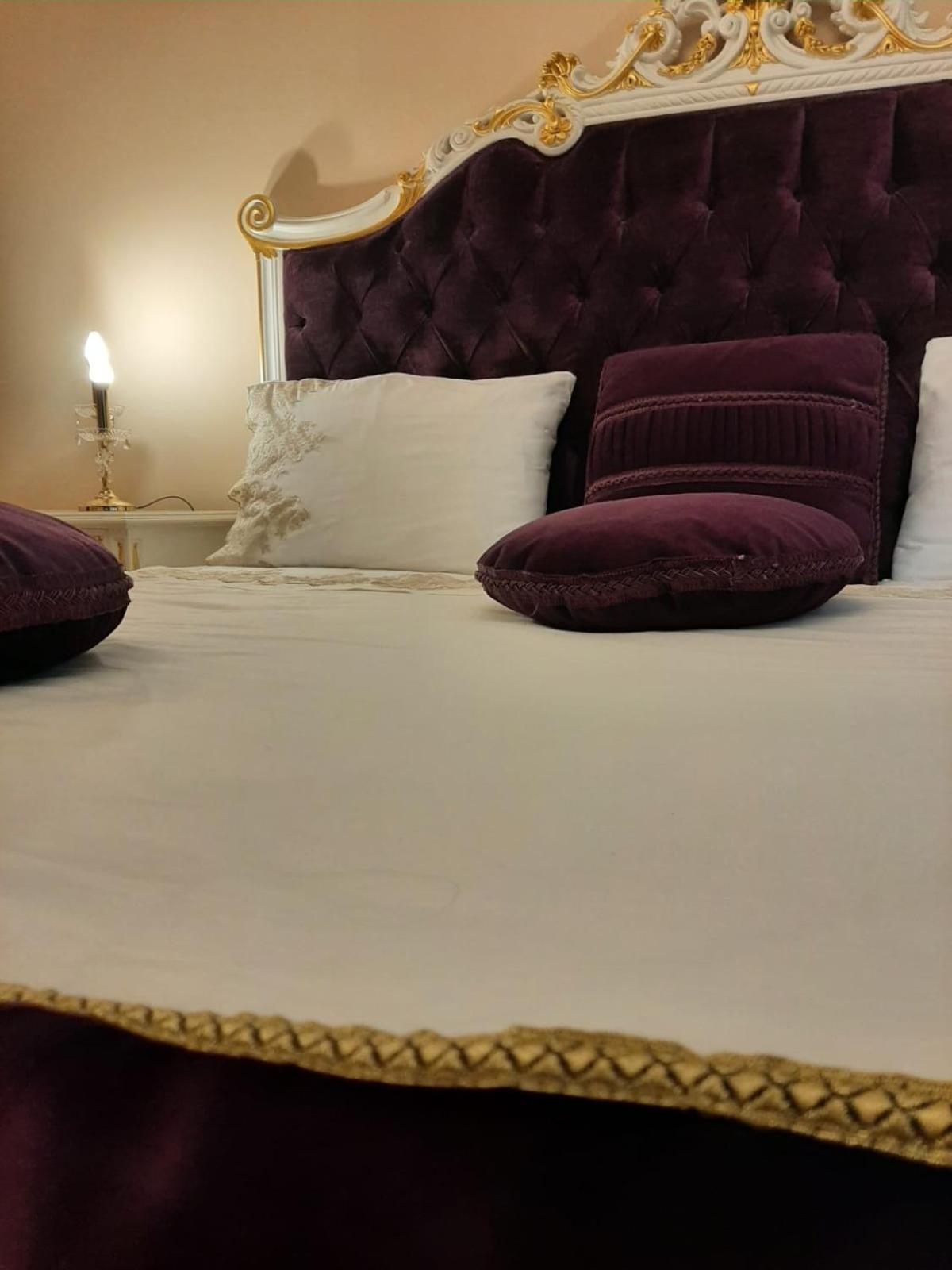 Hotel Boutique Vila Lakastel Сіная Екстер'єр фото